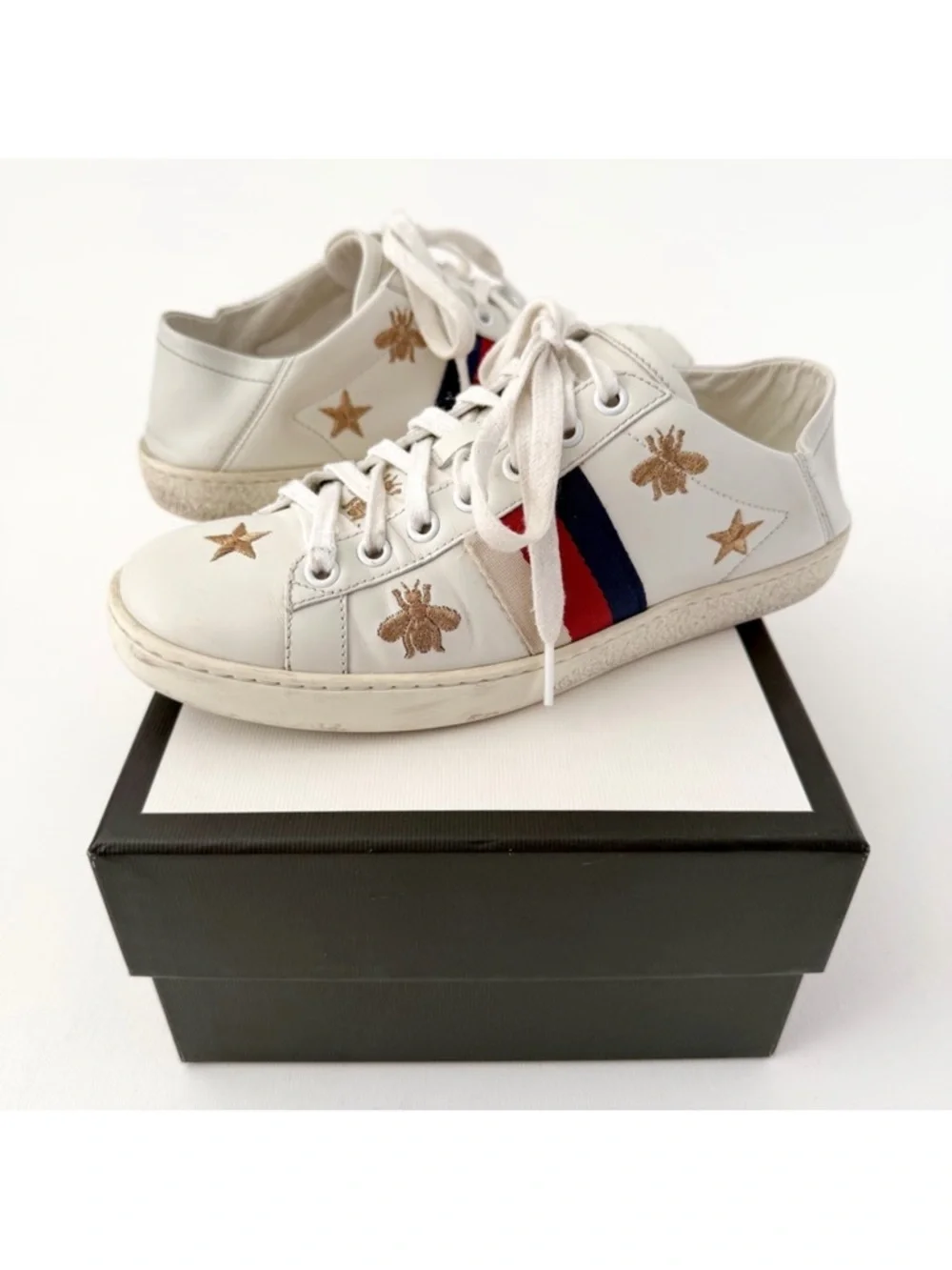 GUCCI || Ace‎ White Leather Embroidered Bee Star Sneakers Collapsible Heel EU 36